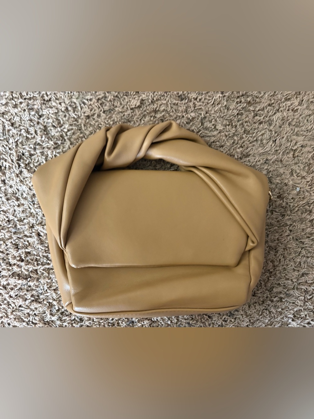 Women’s Tan Twister Purse Handbag - Sleek Style Handbag